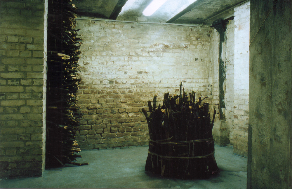 HUNDEFAENGER, Bochum, 2004