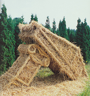 Artur Klinow, Straw Empire